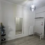 Center Modern * Serres
