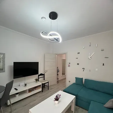 Center Modern Serres