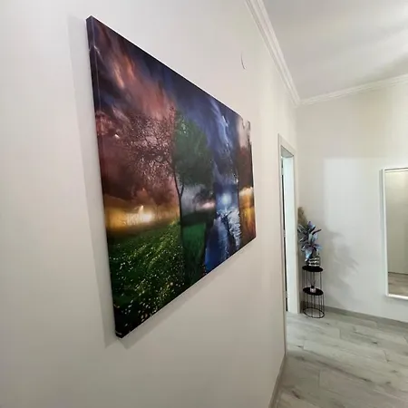 Center Modern Apartment *