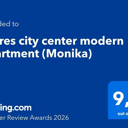 Center Modern *